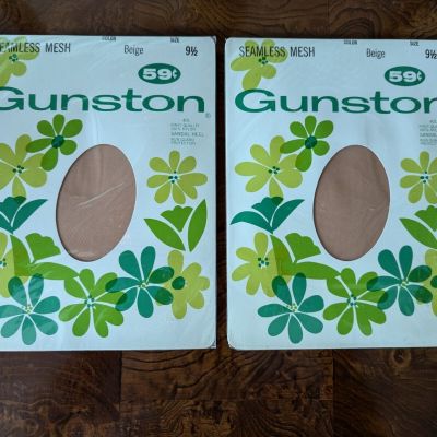 2 Pairs Vintage Gunston RH&T Garter Required Nylon Stockings Beige  9 1/2 M  USA