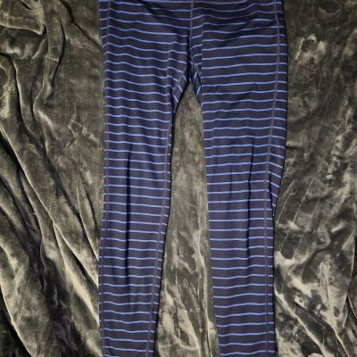 Athleta Admiral Blue Striped Chaturanga Leggings  Size M Comfy Style 438414