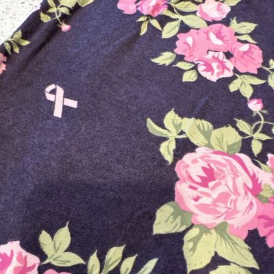 LuLaRoe Breast Cancer Awareness BCA Leggings OS Pink Roses Ribbon on Purple