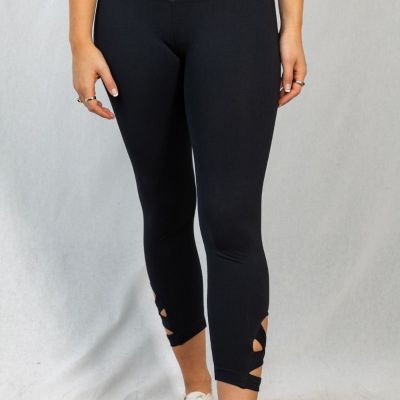 White Birch Black Workout Gym Leggings Criss Cross Cropped Length Stretchy PLUS