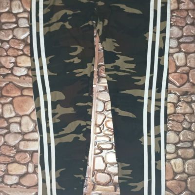 Hot Kiss Womens Size M Camo Thin Knit Joggers/ Leggings - Green Camouflage