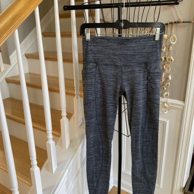 ATHLETA CHATURANGA TO TOWN HIGH FIRSE LEGGINGS SZ S HEATHERED GRAY