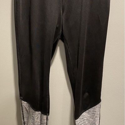 Super Trendy Black  W/Gray Bottoms Leggings