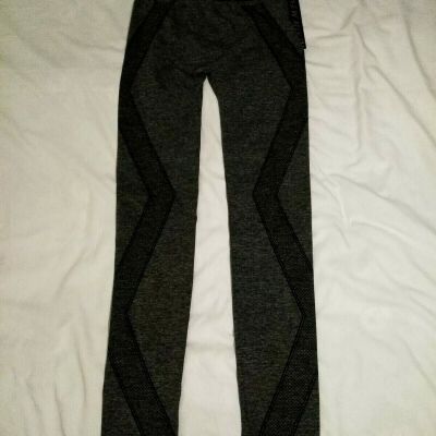 New Mix Leggings Ladies One Size Color Gray/ Black NWT