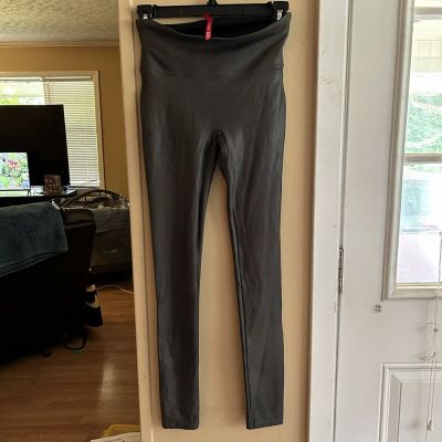 SPANX Faux Leather Leggings Women's S Gray Shiny Coated Shaping Pants Slim