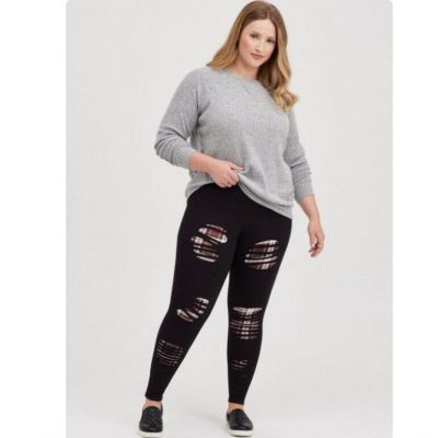 Torrid Women's Black Premium Legging Shredded Plaid Pants Cropped Size 3X
