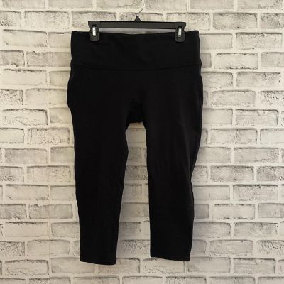 Women’s SPANX black capri length leggings Large