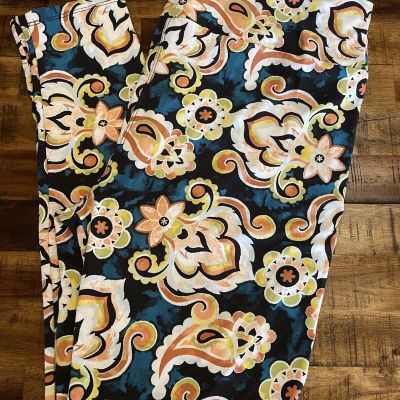 TC LuLaRoe Tall & Curvy Leggings