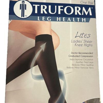 Truform 1773 Lites Lt Beige Knee High Socks 15-20 Mmhg Compression Support Small