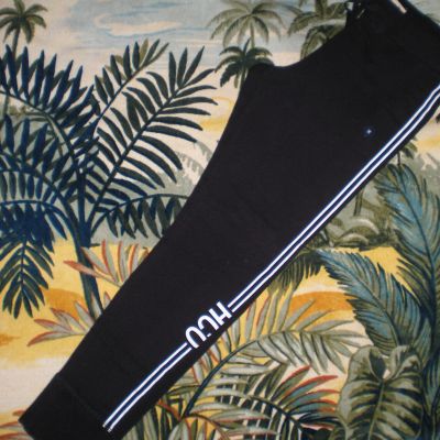 NWT HOLLISTER SOFT AWESOME THICK LEGGINGS BLACK  SM YOGA