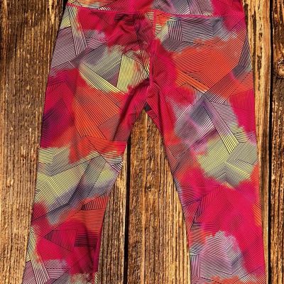 Women's Size L REEBOK Geometric Pattern Capri Leggings Yoga Running Athletic