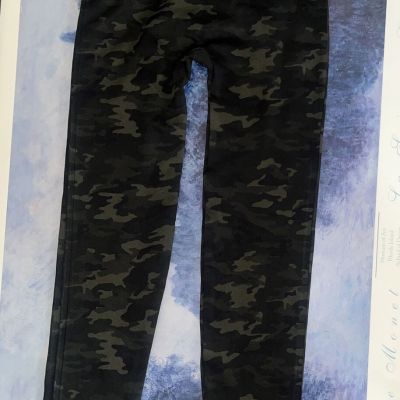 SPANX High Waist  Camo Seamless Look-At-Me Now Leggings Sz. Large