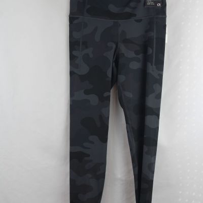 NWT GAP FIT Women's Gray Camo Cropped High Rise Legging SZ S