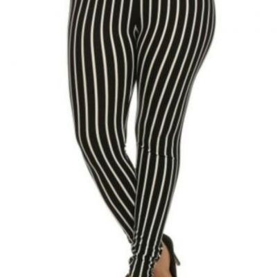 3X-5X/Extra Plus Size Black and White Vertical Pinstripe Leggings