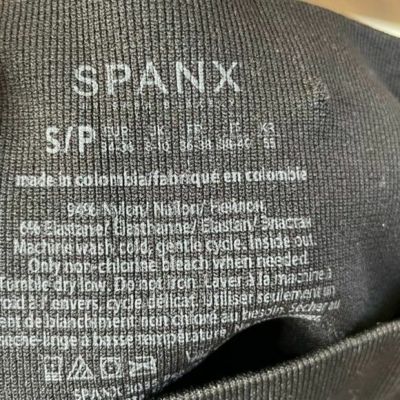 Spanx Black High Waist Capri Leggings Sz S  Womens Pants Stretch Pull On