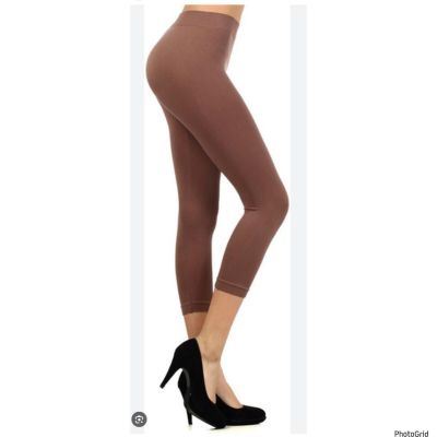 Yelete Plus Size Coffee Leggings Capri NWT