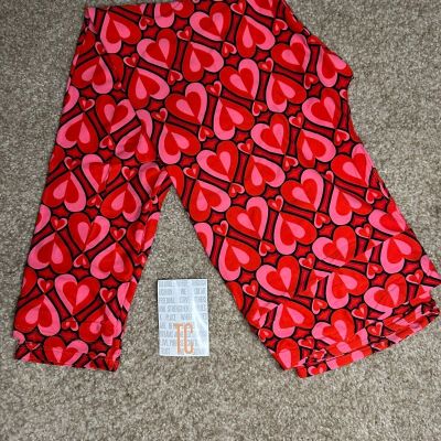 LuLaRoe TC Valentine’s Day Leggings Black with Red Hearts