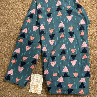 LulaRoe TC Leggings, Green, Dusty Pink & Black Triangles