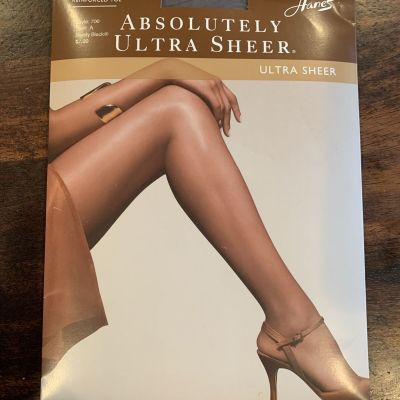 HANES Absolutely ultra sheer control top pantyhose (style:707 -natural - Size C)