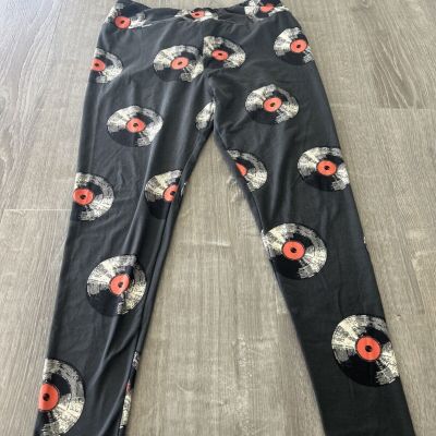 Lularoe Tall & Curvy Leggings Gray With Records Print. Stretchy, Comfy