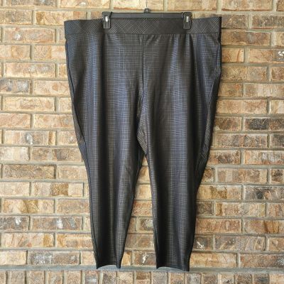 Torrid Women's Crop Coated Ponte Legging Checked Black Size 5X 28 NEW