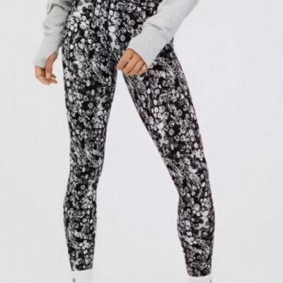 Offline by Aerie Floral Print Leggings M Cross-over Cut-out Unique Yoga Exercise