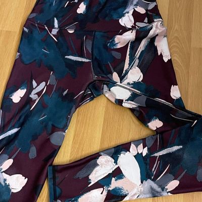 Fabletics Size Small Floral Leggings Mid-Rise Watercolor workout GYM wear