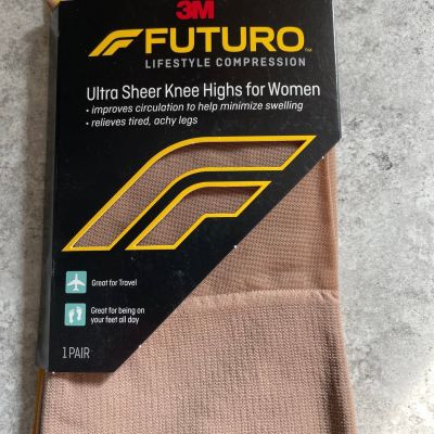 3M Futuro Lifestyle Compression Ultra Sheer Knee Highs 1Pair