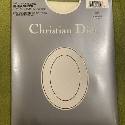 Christian Dior Ultra Sheer Alabaster 4533 Control Top Pantyhose Size 2 New