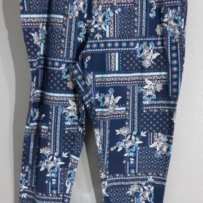 New-WOMAN'S TERRA & SKY PLUS SIZE FITTED BLUE FLORAL PRINTED LEGGINGS.SZ 2X