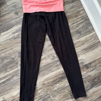 Get A Grip black and coral leggings - size s