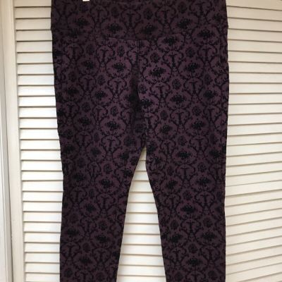 Torrid Size 0 Flocked Legging, Wine & Black, Thick, NWOT