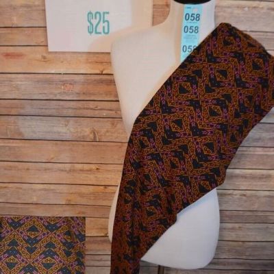 LuLaRoe Tall & Curvy Leggings Navy, Gold & Pink Geometric Patterns