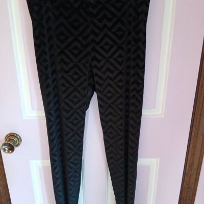 Victoria's Secret PINK fashion leggings Black Velveteen Sz.  LG. Reg. $39.95 NWT