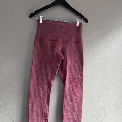 Lululemon Legging. Size 6  Magenta