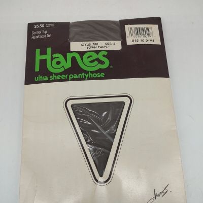 Hanes Ultra Sheer Pantyhose Style 709 Town Taupe