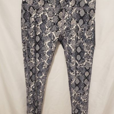 VOGO Athletica 7/8 Leggings Women Sz Medium Snakeskin Pattern Gray Moisture Wick