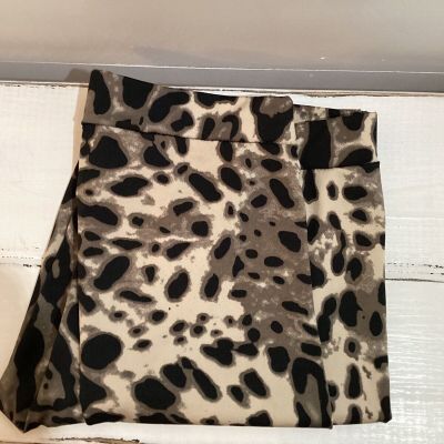 kardashian kollection leggings Leopard Print