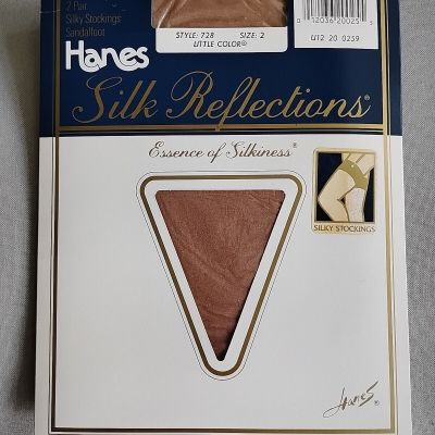 NOS Hanes Silk Reflections 80s Essence Silkiness 2 PAIR 727 Stockings Size 2 VTG