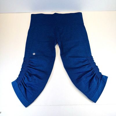 Lululemon Women's In The Flow Crop II Blue Leggings Size 6 Excellent Condition