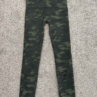 Spanx Look At Me Now Women’s Green Camo Seamless Leggings Size Medium