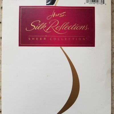 Hanes Silk Reflections Pantyhose Evening Sheer Style 719 Size CD Barely Black