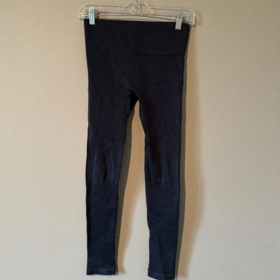 Mono B Ribbed Leggings Small