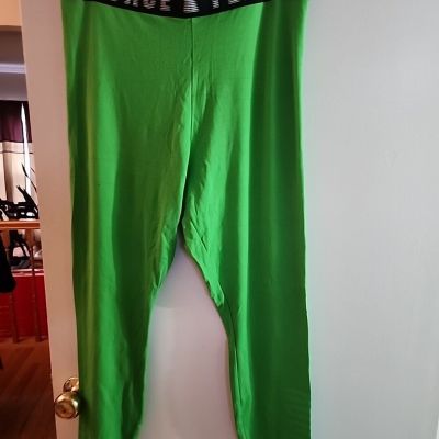 Savage x Fenty Forever Women's Sz 2X Green Leggings