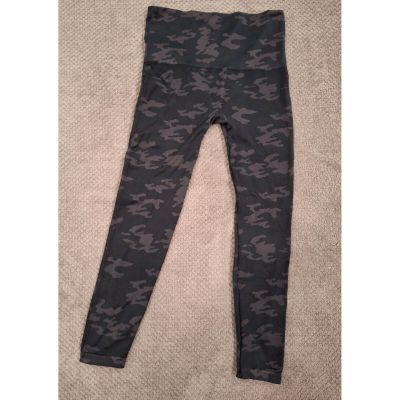 Spanx Women's Look at Me Now Leggings in Black Camo/Sz 2X, Pre-owned