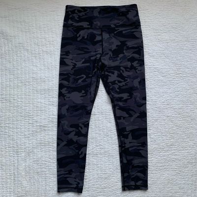 Zyia Leggings Black Gray Camo Size 4 Cropped 24