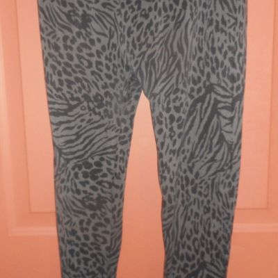 Women's Gray & Black Leggings 3X from Faded Glory