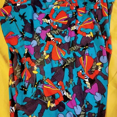 Lularoe TC2 NWOT Captain Hook Leggings (#L81)