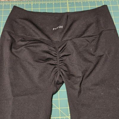 PAVOI Butt Lifting Black Leggings Size XL Yoga Workout Excellent Condition