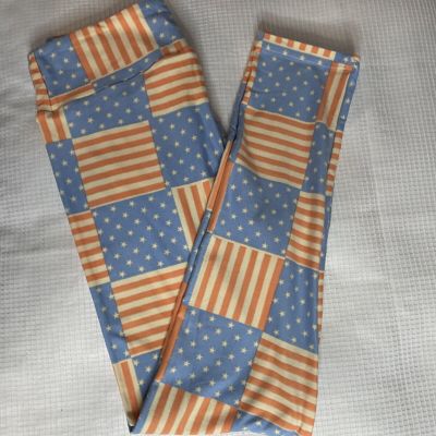 New Woman’s LuLaRoe Powder Blue Bone Peach Flag Pattern Leggings OS